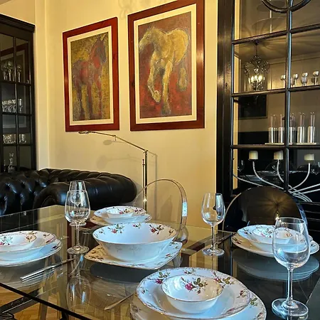 Luxury Apartments Close To The Royal Bath Park And The City Center Warsaw Exterior photo